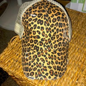 Women’s cheetah hat
